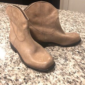 Jessica Simpson Booties